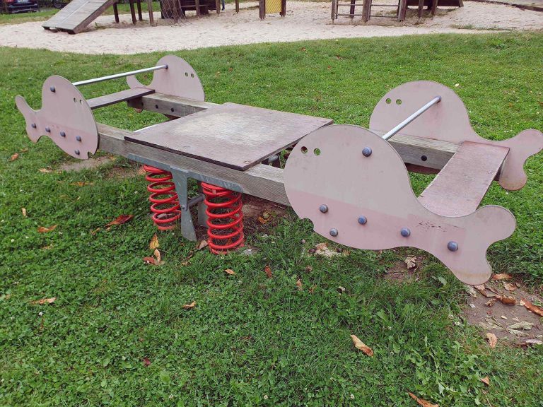 Rendel Spielplatz 7 768x576